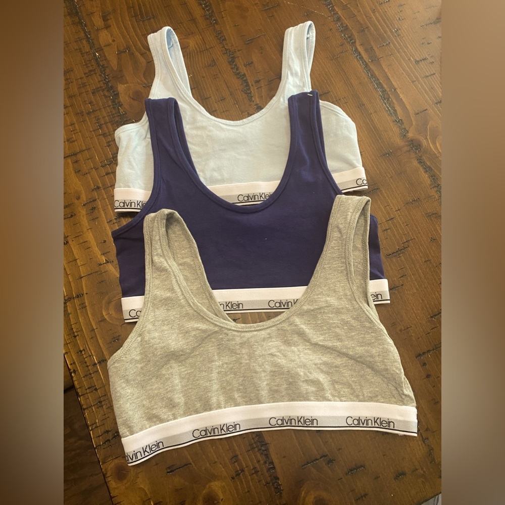 Calvin Klein Sports Bra (3)